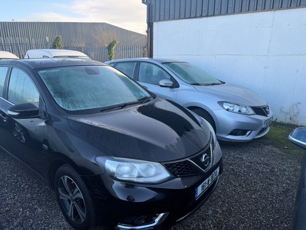 A Selection of Nissan Pulsar's - All Diesel Manual 375191984