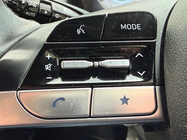 Now Reserved! 212 Hyundai Tucson Executive 375206856