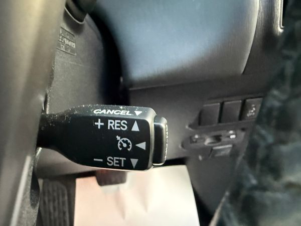 2015 Toyota Prius Plus/alpha1.8 Hybrid auto 7Seate 375222952