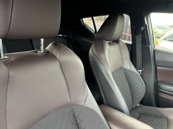 TOYOTA C-HR 2018, 1.8 HYBRID AUTO LOW KM HIGH SPEC 375266541