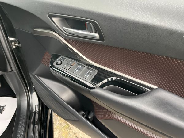 TOYOTA C-HR 2018, 1.8 HYBRID AUTO LOW KM HIGH SPEC 375266543