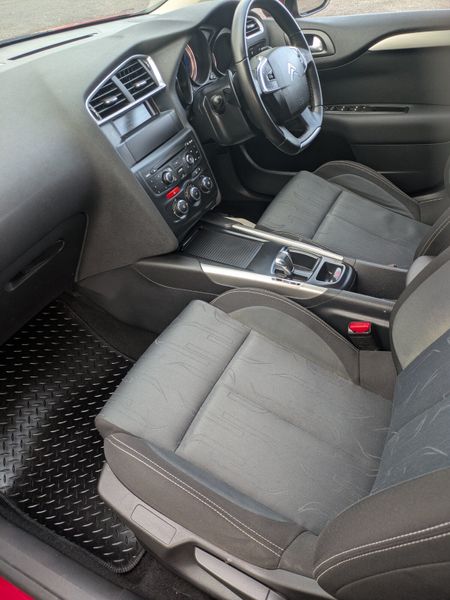 Citroen C4 2013/ AUTO/1.6 e-HDi 110HP Airdream 375261998