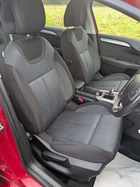 Citroen C4 2013/ AUTO/1.6 e-HDi 110HP Airdream 375262007