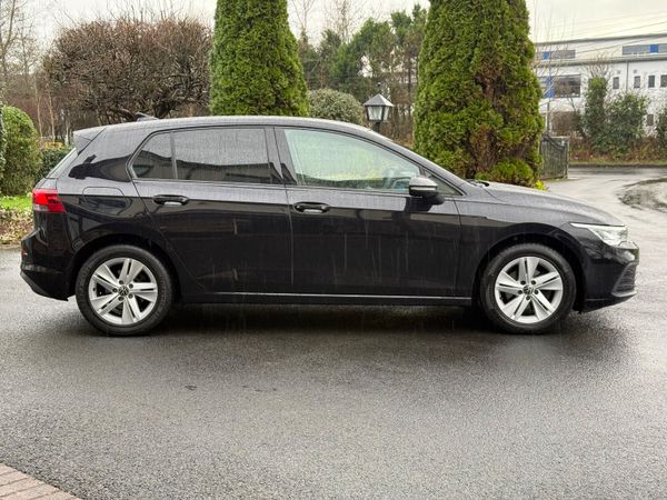 221 Volkswagen Golf Van! 375295064