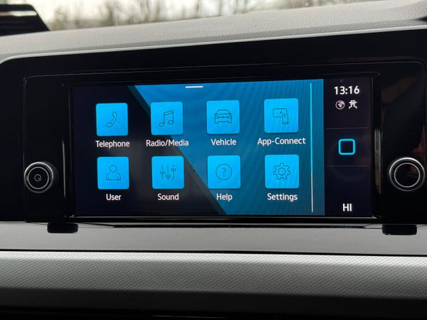 221 Volkswagen Golf Van! 375295078