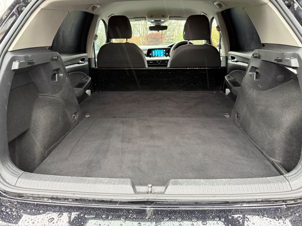 221 Volkswagen Golf Van! 375295083