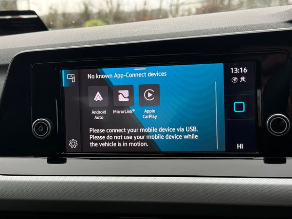 221 Volkswagen Golf Van! 375295093