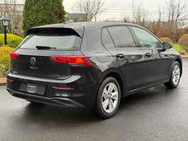 221 Volkswagen Golf Van! 375295285