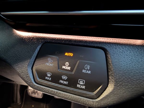 Volkswagen ID.4 2022 Tiny Km Like New 375299639