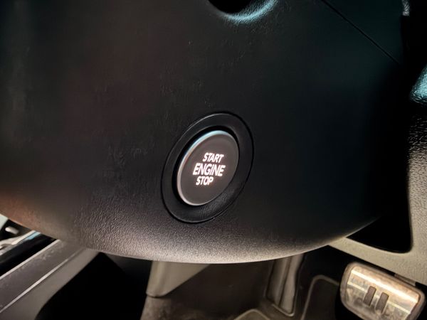 Volkswagen ID.4 2022 Tiny Km Like New 375299640