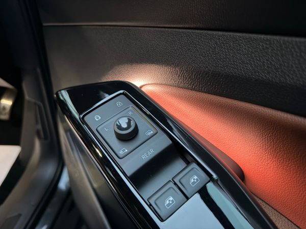 Volkswagen ID.4 2022 Tiny Km Like New 375299643