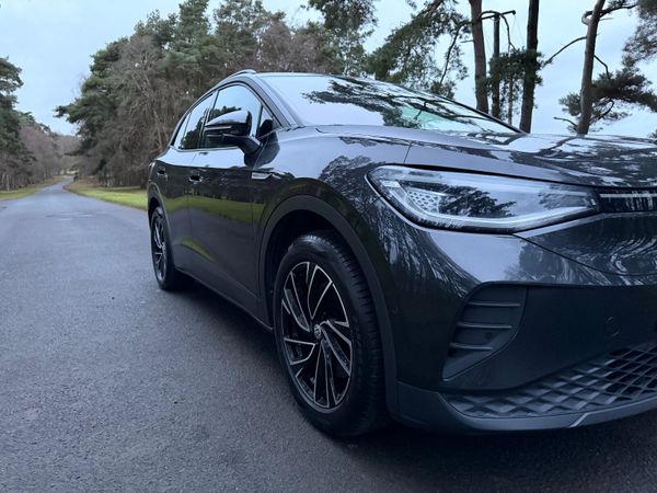 Volkswagen ID.4 2022 Tiny Km Like New 375299669