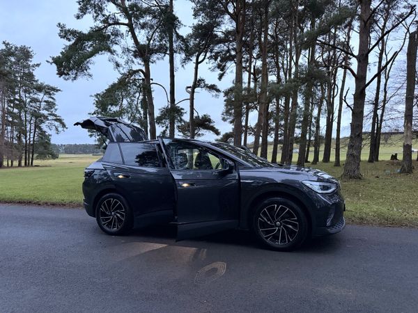 Volkswagen ID.4 2022 Tiny Km Like New 375299676