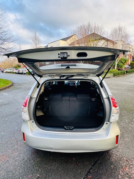 Toyota Prius Alpha 7 Seater  €23,500 Quick Sale 375308951