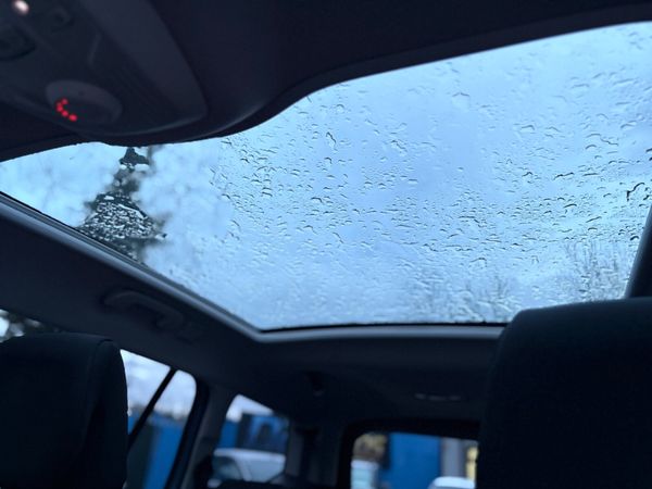 SUPER HIGH SPEC PETROL AUTO 7 SEAT 375322218