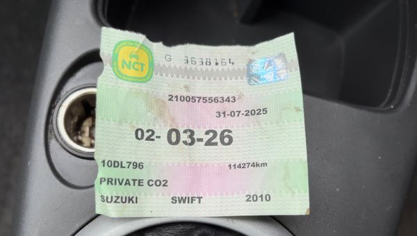 Suzuki Swift 2010 1.3 petrol low kms 375361940