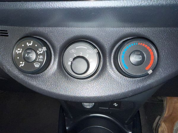 2020 Toyota Yaris(vitz) 1.0 petrol Auto,42k Miles 375388006