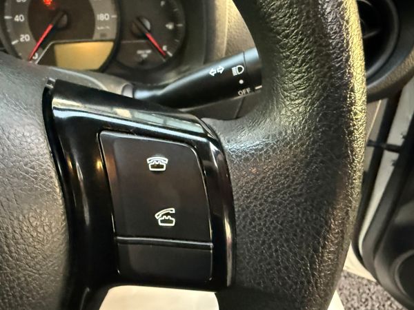 2020 Toyota Yaris(vitz) 1.0 petrol Auto,42k Miles 375388007