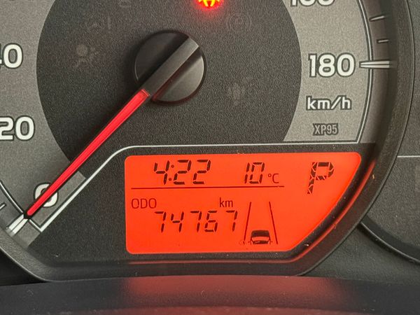 2020 Toyota Yaris(vitz) 1.0 petrol Auto,45k Miles 375388139