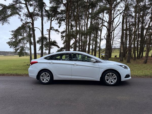 Hyundai i40 2017 1.7 Diesel 1 Owner 375406630