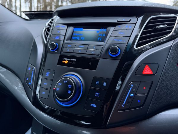 Hyundai i40 2017 1.7 Diesel 1 Owner 375406722