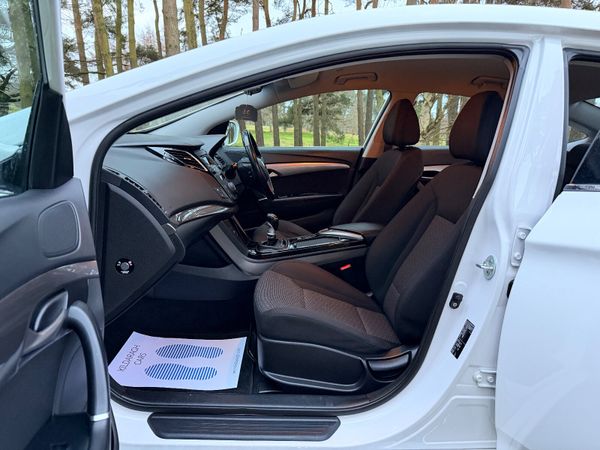 Hyundai i40 2017 1.7 Diesel 1 Owner 375406733