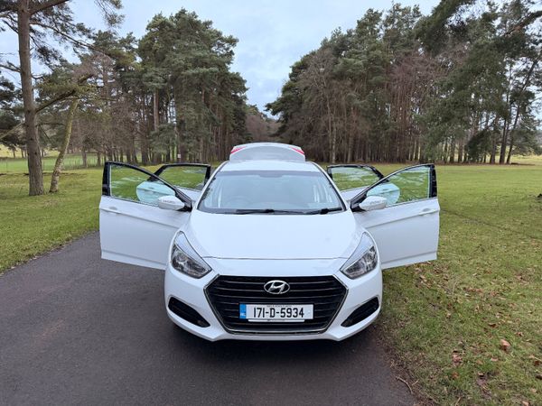 Hyundai i40 2017 1.7 Diesel 1 Owner 375406880