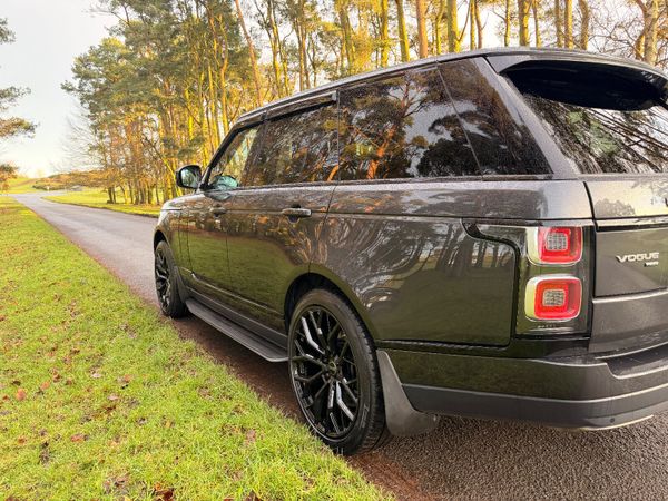 Land Rover Range Rover 2020 Vogue 375408313