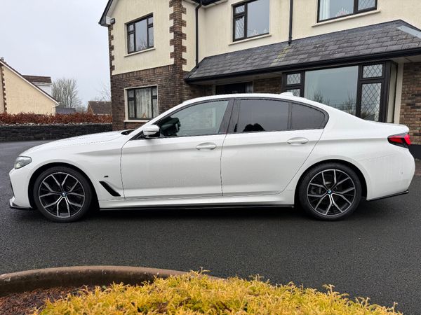 *Facelift* Immaculate 211 BMW 520d M-Sport! 375434802