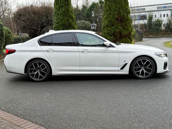 *Facelift* Immaculate 211 BMW 520d M-Sport! 375434824