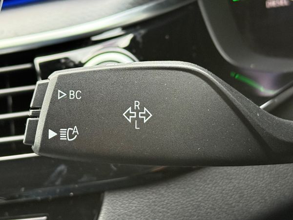 *Facelift* Immaculate 211 BMW 520d M-Sport! 375434847