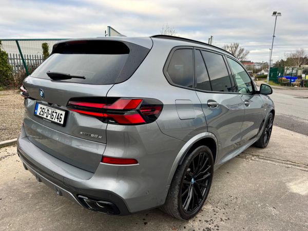 BMW X5 2025 Top Spec M-Sport Pro 375514313