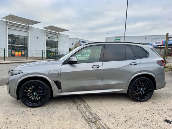 BMW X5 2025 Top Spec M-Sport Pro 375514342