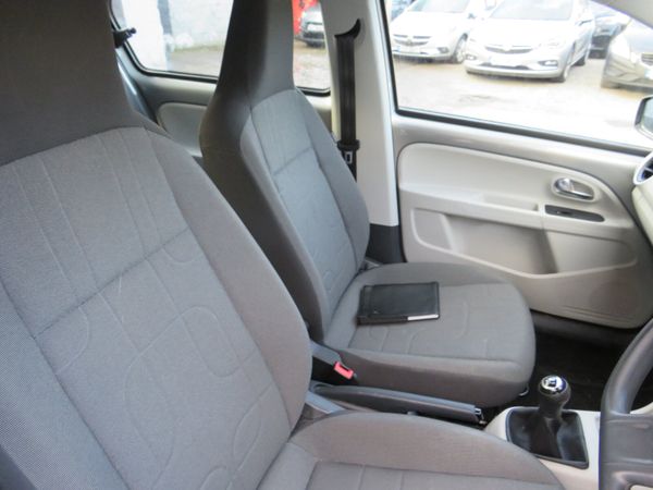 Volkswagen up! 2016 5DR LOW MILEAGE NCTD 375531208