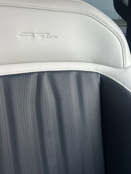 Kia EV9   6 seats   GT Line 375554193