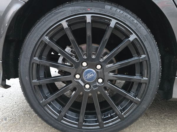 181 Ford Focus ST-Line 1.5 TDCI 6 Speed Manual 375584309