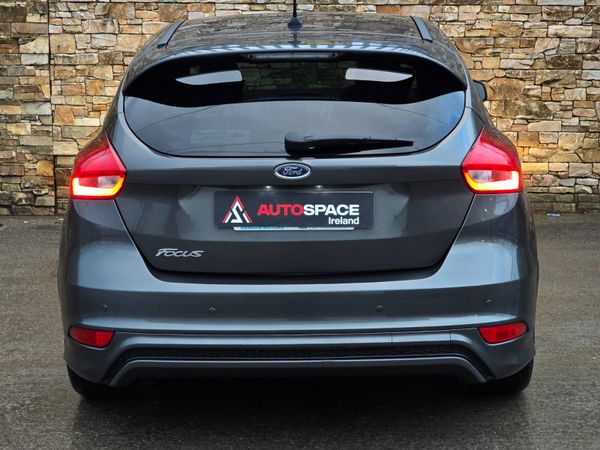 181 Ford Focus ST-Line 1.5 TDCI 6 Speed Manual 375584316