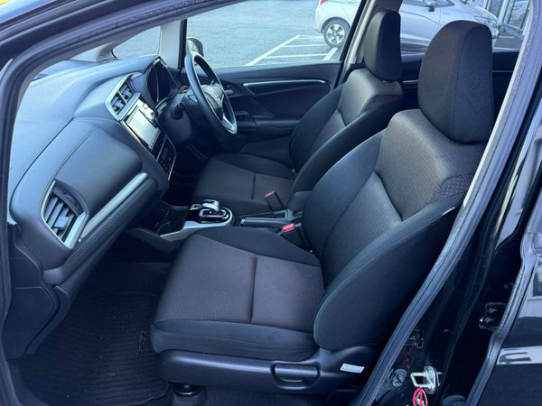 2016 Honda Fit 1.5 Petrol Hybrid ,Auto ,48K Miles 375592496