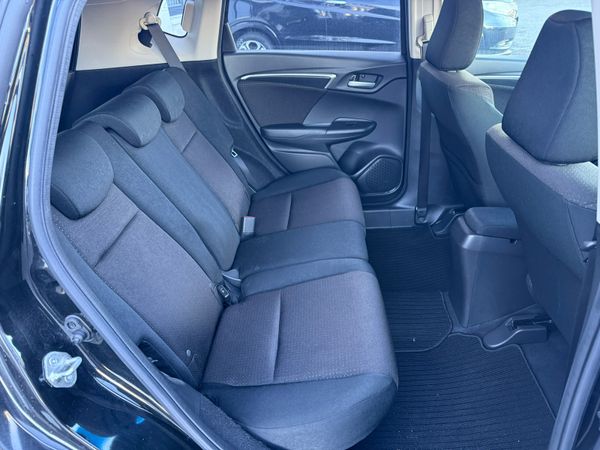 2016 Honda Fit 1.5 Petrol Hybrid ,Auto ,48K Miles 375592497