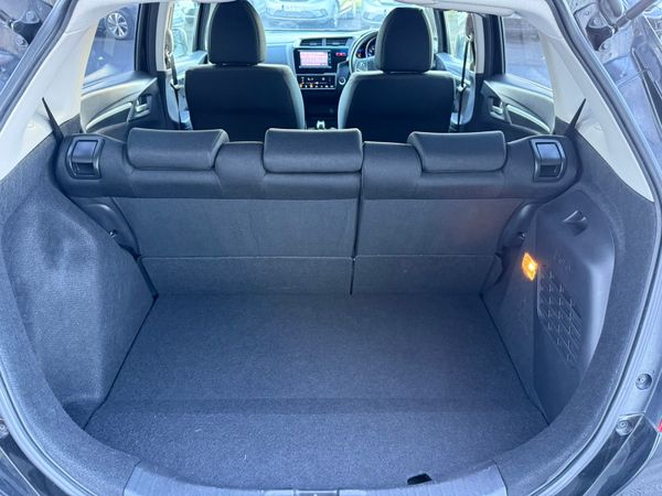 2016 Honda Fit 1.5 Petrol Hybrid ,Auto ,48K Miles 375592499