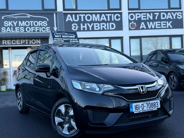 2016 Honda Jazz/Fit 1.5 Petrol Hybrid ,Automatic 375592620