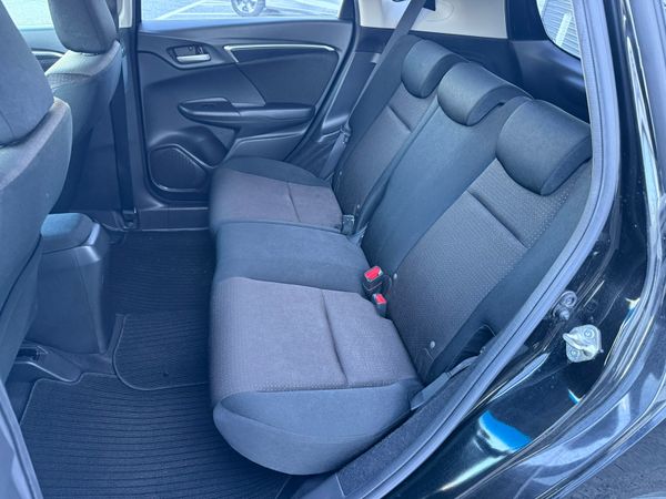 2016 Honda Jazz/Fit 1.5 Petrol Hybrid ,Automatic 375592640