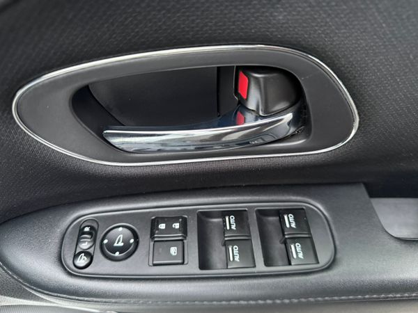 2015 Honda HR-V/Vezel 1.5 auto Hybrid, Full specs 375617147