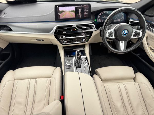 BMW 530E 2022 XDRIVE SUNROOF MASSIVE SPEC 375618384