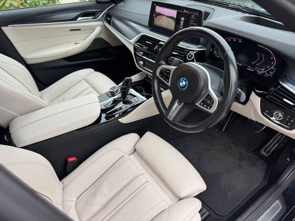 BMW 530E 2022 XDRIVE SUNROOF MASSIVE SPEC 375618388