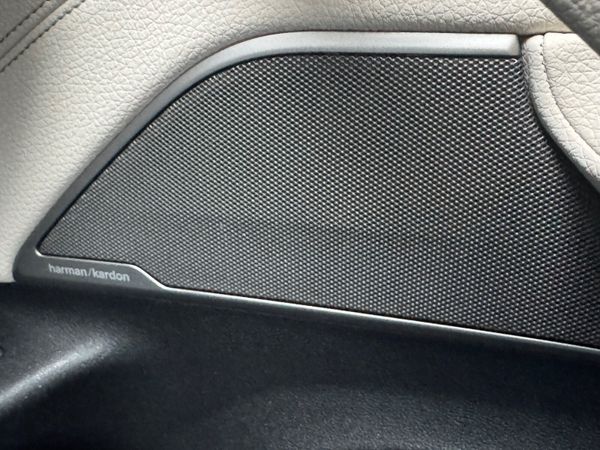 BMW 530E 2022 XDRIVE SUNROOF MASSIVE SPEC 375618408