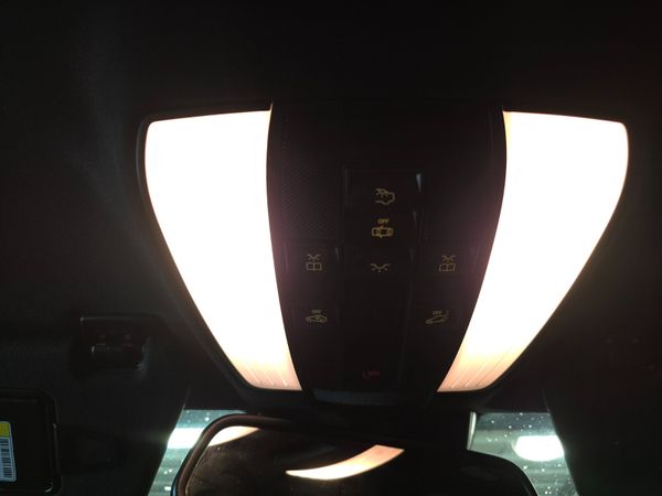 161 Mercedes-Benz CLS AMG 375636095