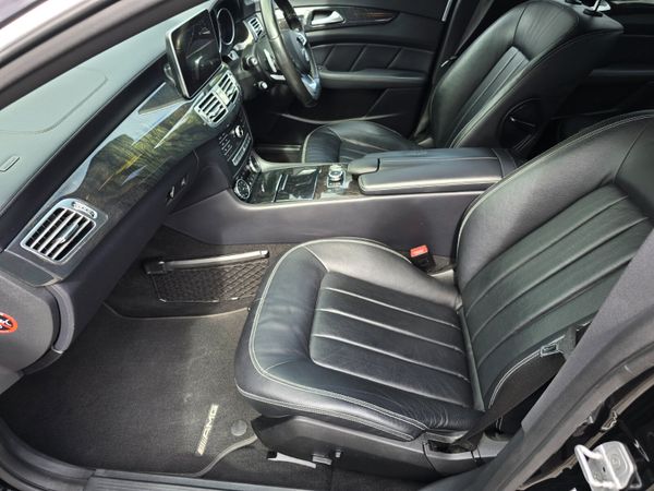 161 Mercedes-Benz CLS AMG 375636125