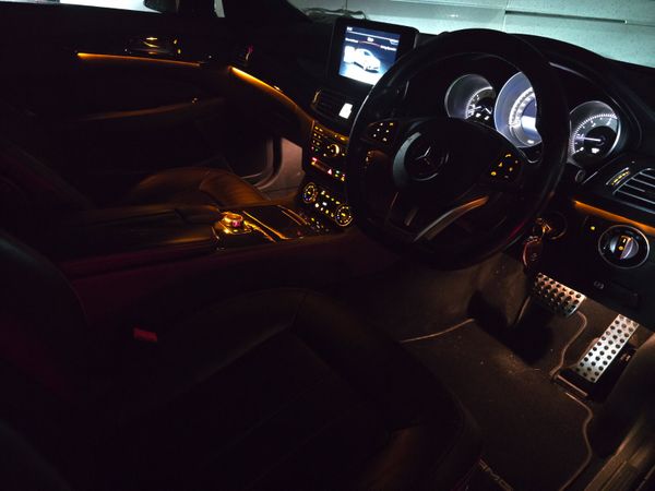 161 Mercedes-Benz CLS AMG 375636120