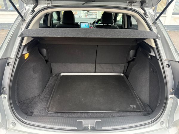 2015 Honda HR-V/Vezel 1.5 auto Hybrid, Full specs 375638131